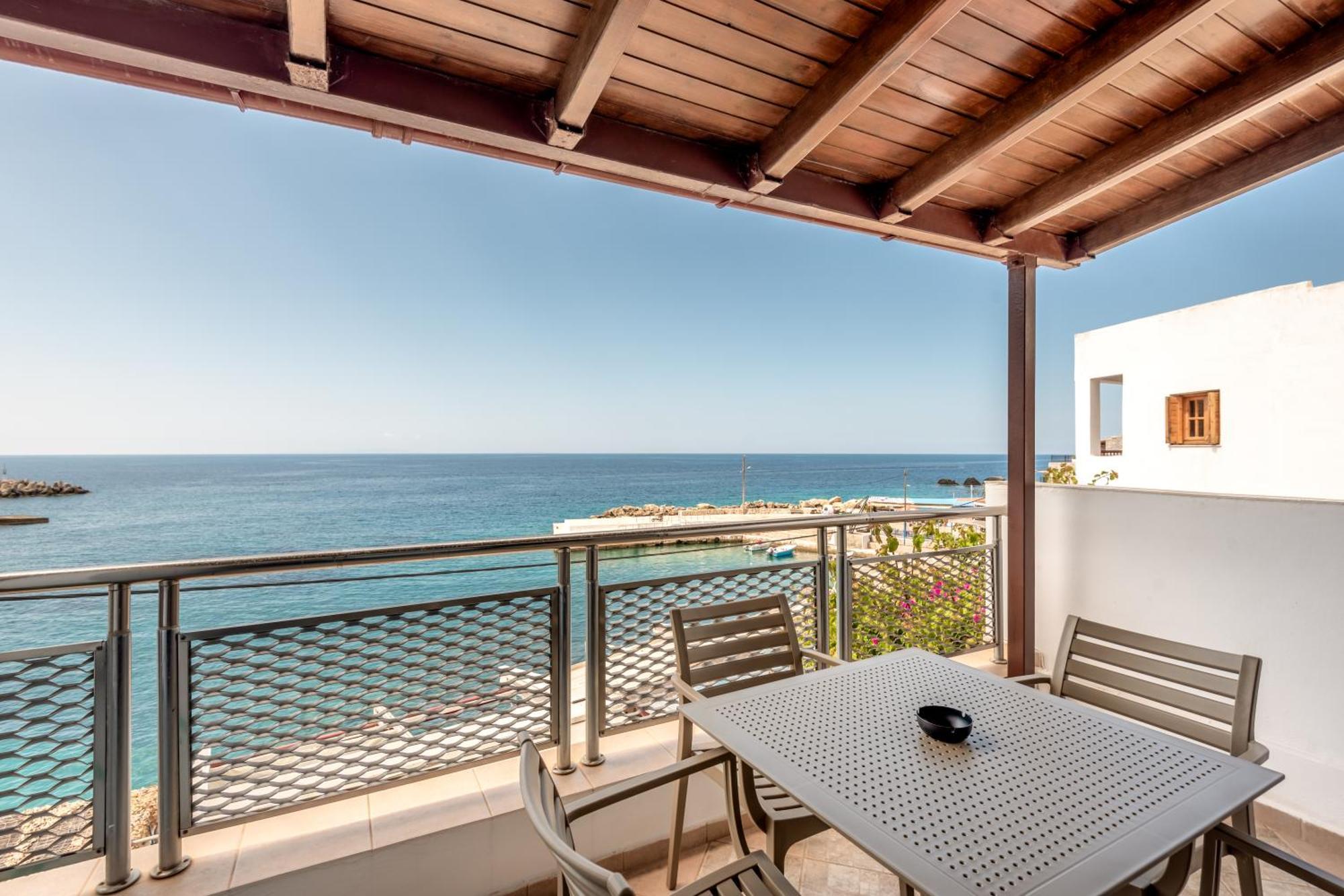 Superb Apartments Kriaras Sea View In Sfakia Khóra Sfakíon Exteriér fotografie