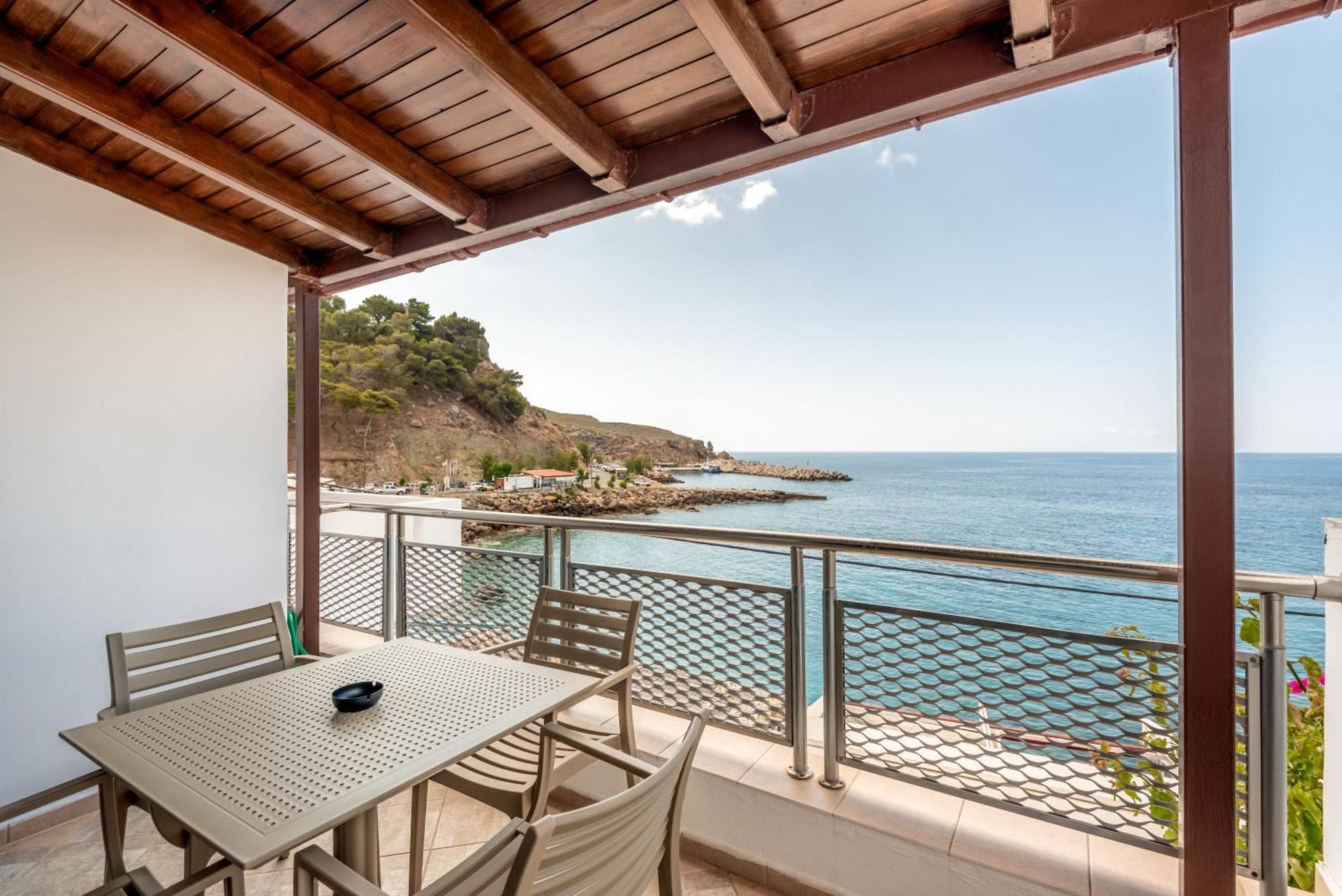 Superb Apartments Kriaras Sea View In Sfakia Khóra Sfakíon Exteriér fotografie
