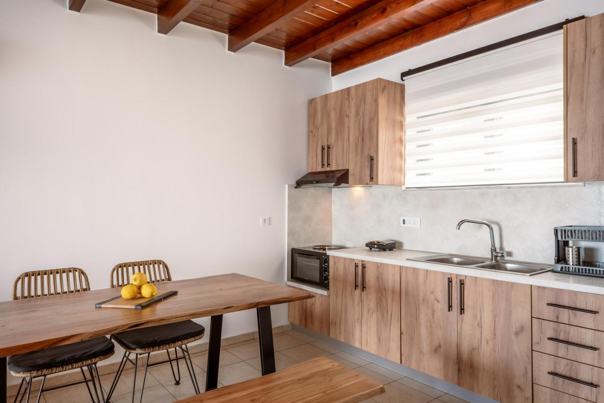 Superb Apartments Kriaras Sea View In Sfakia Khóra Sfakíon Exteriér fotografie